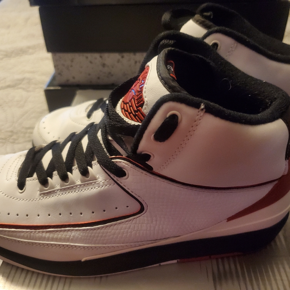 Retro 2 (2004) - Picture 5 of 7